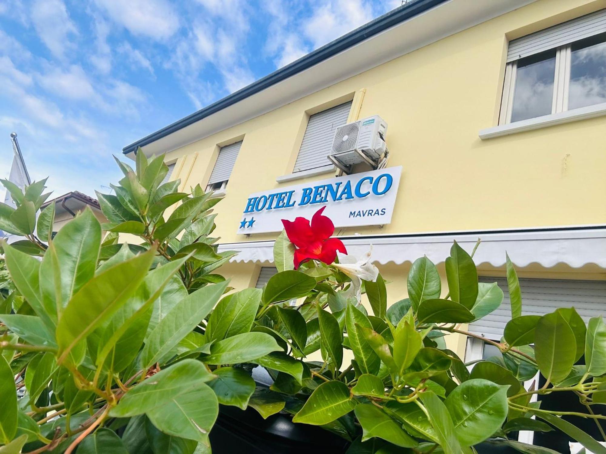 Hotel Benaco Mavras เปสเคียรา เดล การ์ดา ภายนอก รูปภาพ