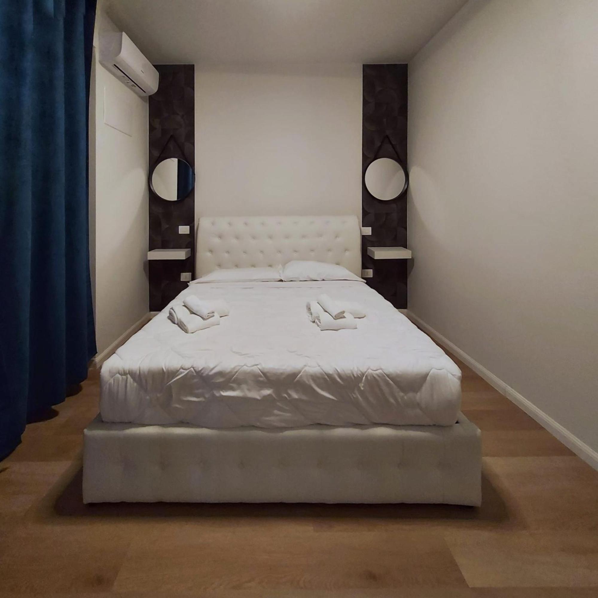 Hotel Benaco Mavras เปสเคียรา เดล การ์ดา ภายนอก รูปภาพ
